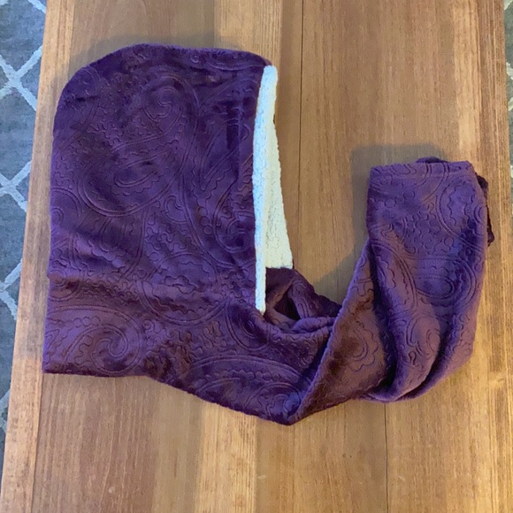 NEW Purple Scarf Hood Shood Hat - Picture 4 of 8